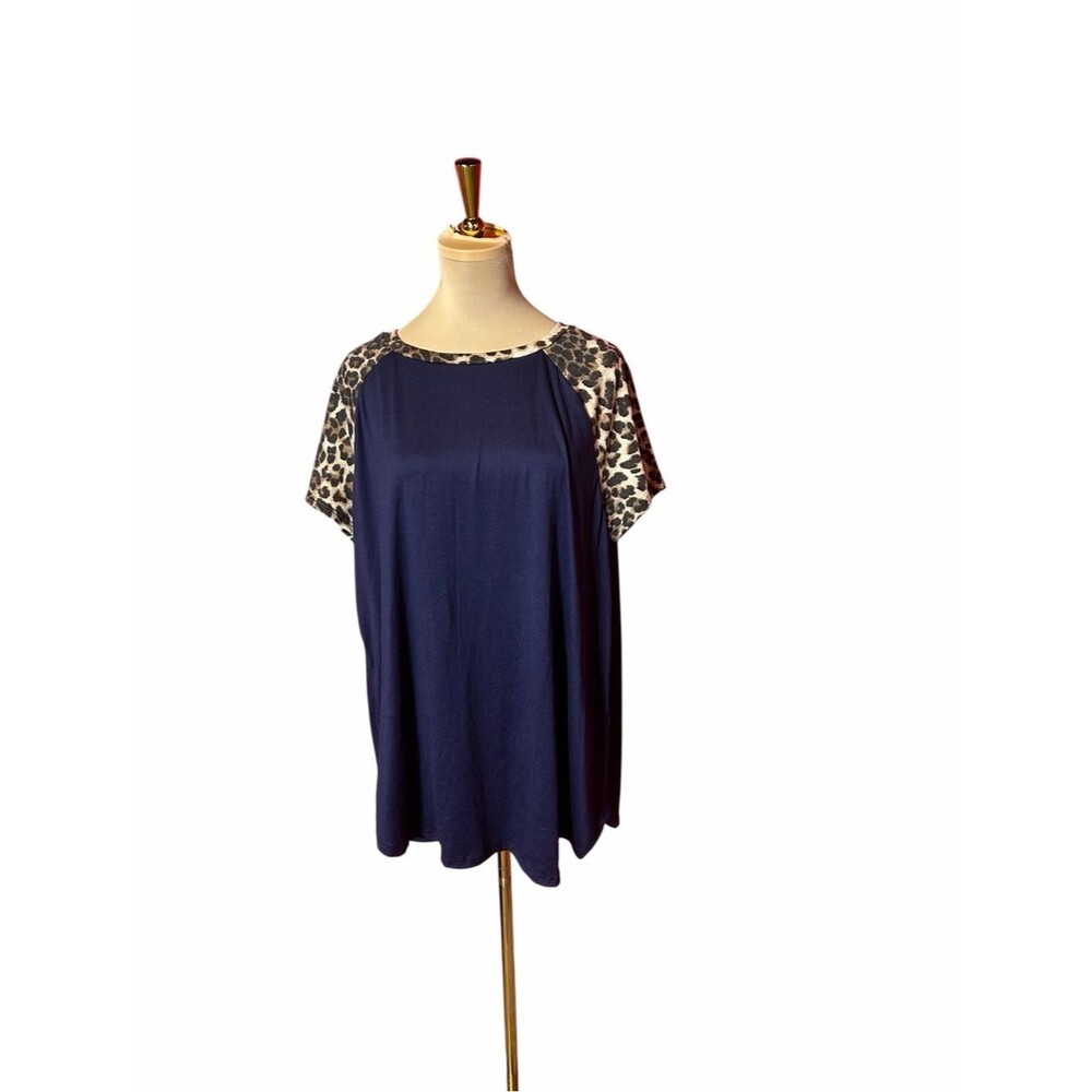 Perfect Peach Navy Leopard Print Short Sleeve Top 3X Plus Size Casual Blouse